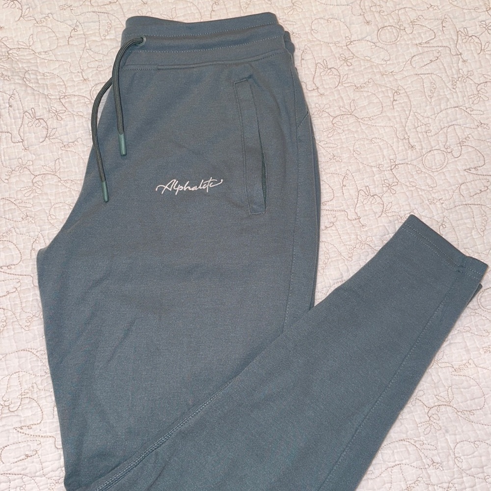Alphalete Joggers